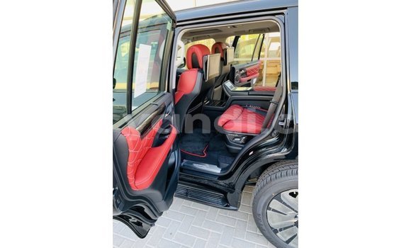 Nunua Imported Lexus LX Nyeusi Gari ndani ya Import - Dubai nchini Zambia Nunua Imported Lexus LX Nyeusi Gari ndani ya Import - Dubai nchini Zambia