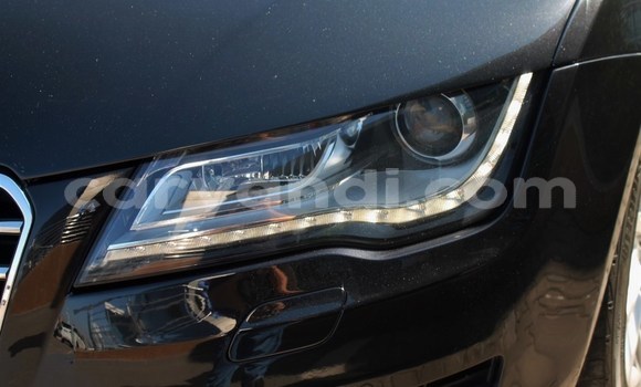 Nunua Ilio tumika Audi Q7 Nyingine Gari ndani ya Livingstone nchini Zambia Nunua Ilio tumika Audi Q7 Nyingine Gari ndani ya Livingstone nchini Zambia