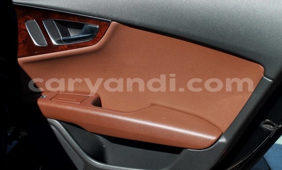 Nunua Ilio tumika Audi Q7 Nyingine Gari ndani ya Livingstone nchini Zambia Nunua Ilio tumika Audi Q7 Nyingine Gari ndani ya Livingstone nchini Zambia