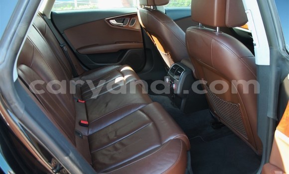 Nunua Ilio tumika Audi Q7 Nyingine Gari ndani ya Livingstone nchini Zambia Nunua Ilio tumika Audi Q7 Nyingine Gari ndani ya Livingstone nchini Zambia