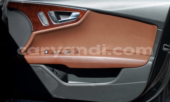 Nunua Ilio tumika Audi Q7 Nyingine Gari ndani ya Livingstone nchini Zambia Nunua Ilio tumika Audi Q7 Nyingine Gari ndani ya Livingstone nchini Zambia