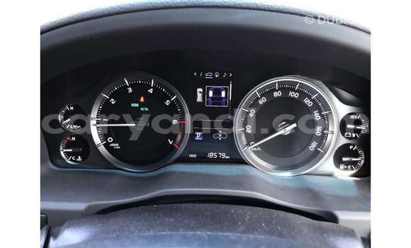 Nunua Imported Toyota Land Cruiser Nyeupe Gari ndani ya Import - Dubai nchini Zambia Nunua Imported Toyota Land Cruiser Nyeupe Gari ndani ya Import - Dubai nchini Zambia