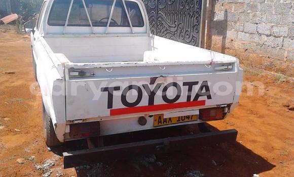 Buy Used Toyota Hilux White Car in Chipata in Zambia Buy Used Toyota Hilux White Car in Chipata in Zambia