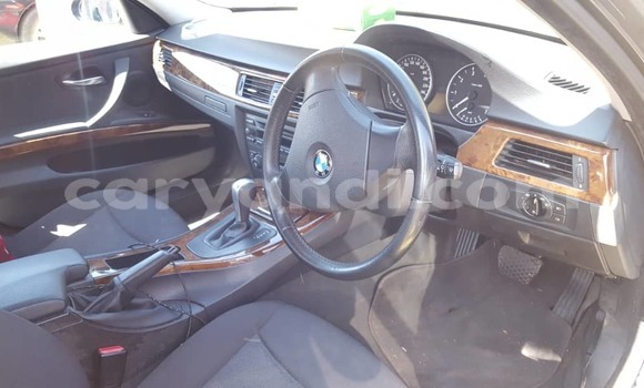 Acheter Occasion Voiture BMW 3–Series Bleu à Lusaka, Zambie Acheter Occasion Voiture BMW 3–Series Bleu à Lusaka, Zambie