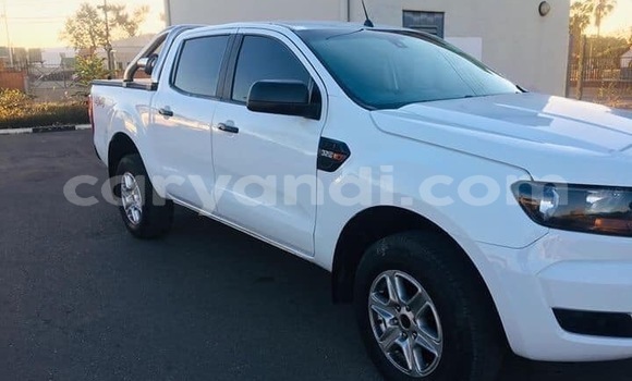 Acheter Occasion Voiture Ford Ranger Blanc à Lusaka, Zambie Acheter Occasion Voiture Ford Ranger Blanc à Lusaka, Zambie