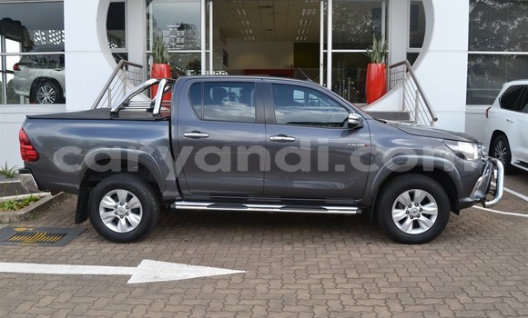 Tenga Tsaru Toyota Hilux Zvimwe Mota in Lusaka in Zambia Tenga Tsaru Toyota Hilux Zvimwe Mota in Lusaka in Zambia