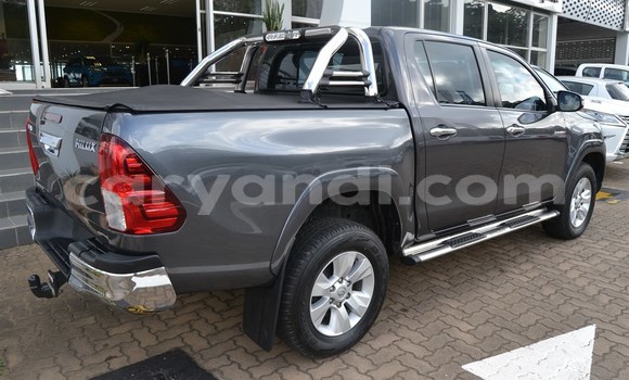 Tenga Tsaru Toyota Hilux Zvimwe Mota in Lusaka in Zambia Tenga Tsaru Toyota Hilux Zvimwe Mota in Lusaka in Zambia