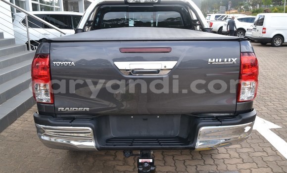 Tenga Tsaru Toyota Hilux Zvimwe Mota in Lusaka in Zambia Tenga Tsaru Toyota Hilux Zvimwe Mota in Lusaka in Zambia