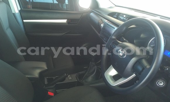 Tenga Tsaru Toyota Hilux Zvimwe Mota in Lusaka in Zambia Tenga Tsaru Toyota Hilux Zvimwe Mota in Lusaka in Zambia