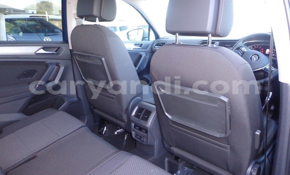 Tenga Tsaru Volkswagen Tiguan Zvimwe Mota in Livingstone in Zambia Tenga Tsaru Volkswagen Tiguan Zvimwe Mota in Livingstone in Zambia