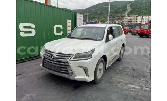 Nunua Imported Lexus LX Nyeupe Gari ndani ya Import - Dubai nchini Zambia Nunua Imported Lexus LX Nyeupe Gari ndani ya Import - Dubai nchini Zambia