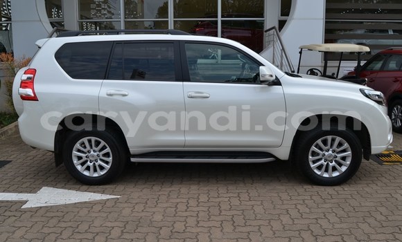 Nunua Ilio tumika Toyota Prado Nyeupe Gari ndani ya Chingola nchini Zambia Nunua Ilio tumika Toyota Prado Nyeupe Gari ndani ya Chingola nchini Zambia