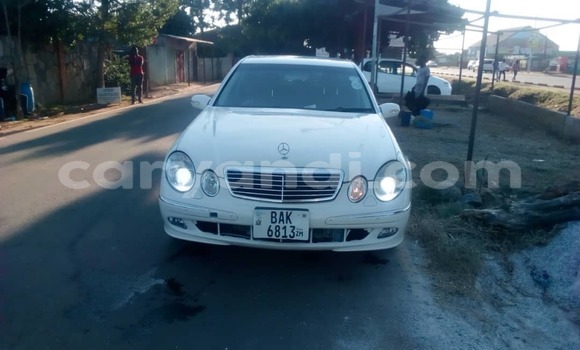 Buy Used Mercedes‒Benz E–Class White Car in Lusaka in Zambia Buy Used Mercedes‒Benz E–Class White Car in Lusaka in Zambia