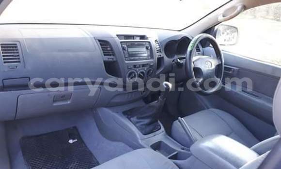 Buy Used Toyota Hilux White Car in Lusaka in Zambia Buy Used Toyota Hilux White Car in Lusaka in Zambia