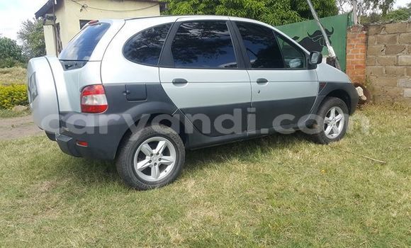 Buy Used Renault Scenic Silver Car in Lusaka in Zambia