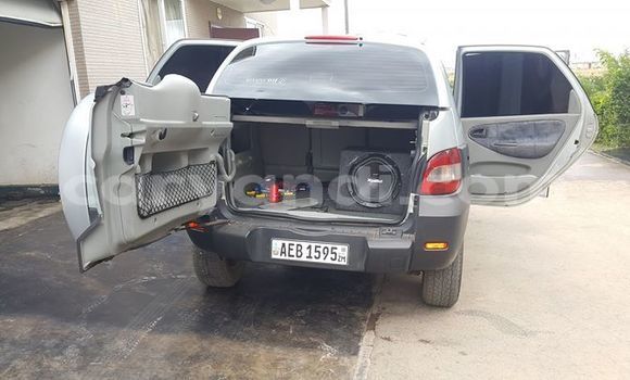 Nunua Ilio tumika Renault Scenic Fedha Gari ndani ya Lusaka nchini Zambia Nunua Ilio tumika Renault Scenic Fedha Gari ndani ya Lusaka nchini Zambia