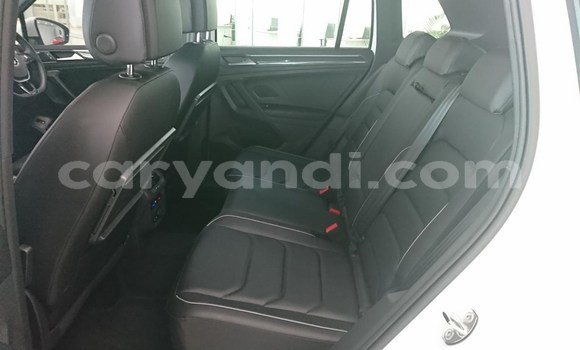Acheter Occasion Voiture Volkswagen Tiguan Blanc à Chililabombwe, Copperbelt Acheter Occasion Voiture Volkswagen Tiguan Blanc à Chililabombwe, Copperbelt