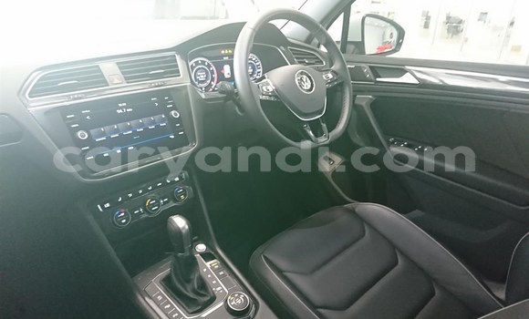 Acheter Occasion Voiture Volkswagen Tiguan Blanc à Chililabombwe, Copperbelt Acheter Occasion Voiture Volkswagen Tiguan Blanc à Chililabombwe, Copperbelt