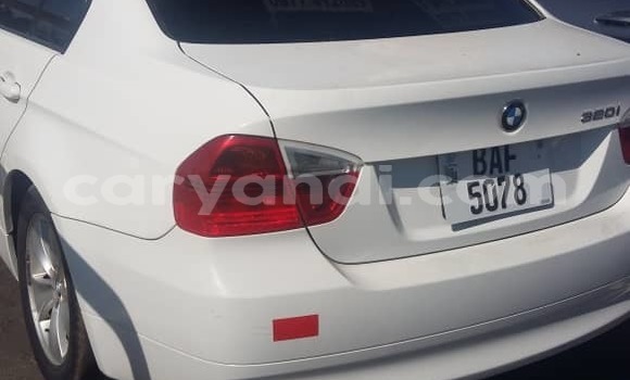 Acheter Occasion Voiture BMW 3–Series Blanc à Lusaka, Zambie Acheter Occasion Voiture BMW 3–Series Blanc à Lusaka, Zambie