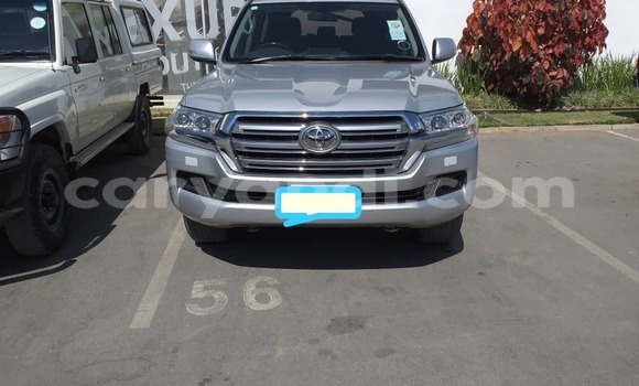 Acheter Occasion Voiture Toyota Land Cruiser Gris à Lusaka, Zambie Acheter Occasion Voiture Toyota Land Cruiser Gris à Lusaka, Zambie