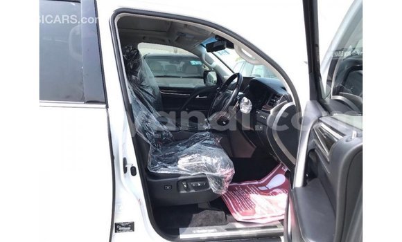 Tenga Imported Lexus LX Chena Mota in Import - Dubai in Zambia Tenga Imported Lexus LX Chena Mota in Import - Dubai in Zambia