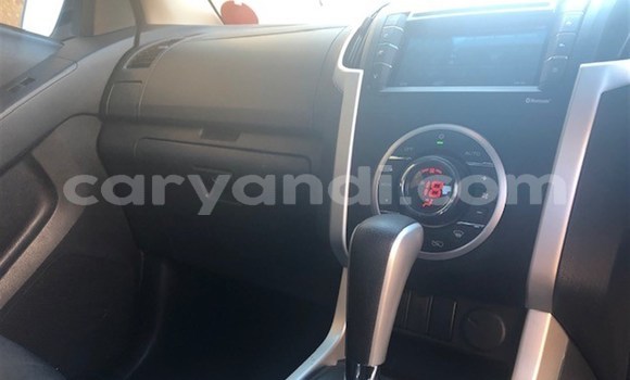 Nunua Ilio tumika Isuzu KB Nyingine Gari ndani ya Chingola nchini Zambia Nunua Ilio tumika Isuzu KB Nyingine Gari ndani ya Chingola nchini Zambia