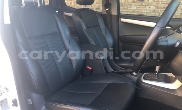 Nunua Ilio tumika Isuzu KB Nyingine Gari ndani ya Chingola nchini Zambia Nunua Ilio tumika Isuzu KB Nyingine Gari ndani ya Chingola nchini Zambia