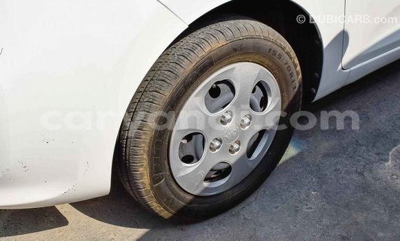 Nunua Imported Kia Picanto Nyeupe Gari ndani ya Import - Dubai nchini Zambia Nunua Imported Kia Picanto Nyeupe Gari ndani ya Import - Dubai nchini Zambia