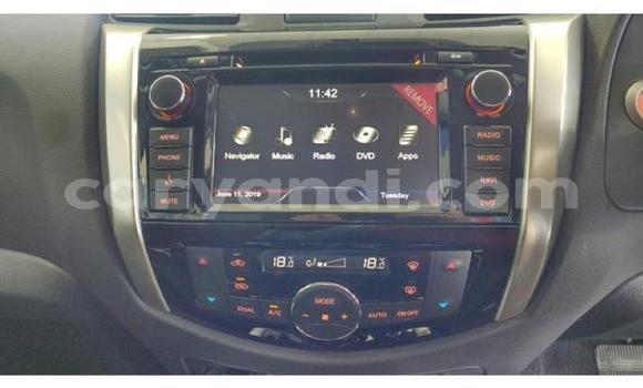 Tenga Tsaru Nissan Navara Chena Mota in Kapiri Mposhi in Central Tenga Tsaru Nissan Navara Chena Mota in Kapiri Mposhi in Central