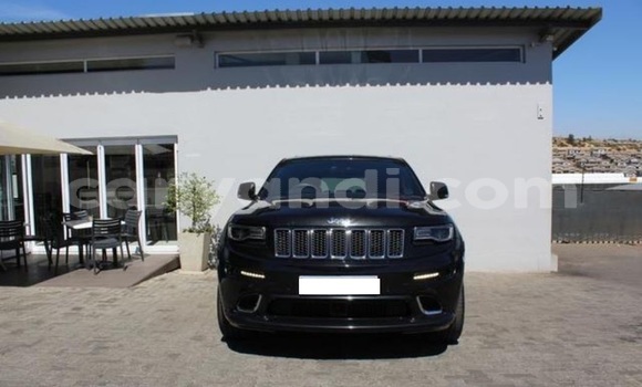 Acheter Occasion Voiture Jeep Grand Cherokee SRT8 Noir à Livingstone, Zambie Acheter Occasion Voiture Jeep Grand Cherokee SRT8 Noir à Livingstone, Zambie