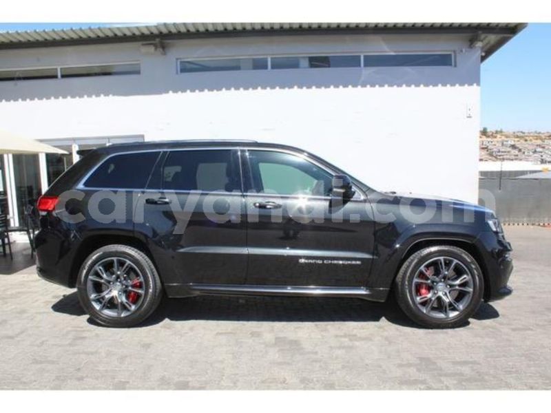 Big with watermark 2015 jeep grand cherokee 6.4 srt5
