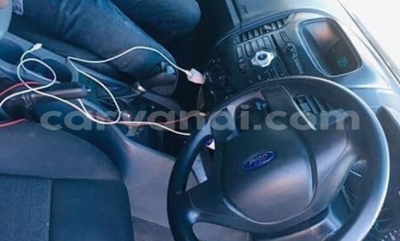 Nunua Ilio tumika Ford Ranger Nyeupe Gari ndani ya Lusaka nchini Zambia Nunua Ilio tumika Ford Ranger Nyeupe Gari ndani ya Lusaka nchini Zambia