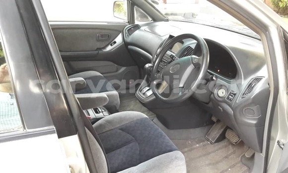 Buy Used Toyota Harrier Silver Car in Lusaka in Zambia Buy Used Toyota Harrier Silver Car in Lusaka in Zambia
