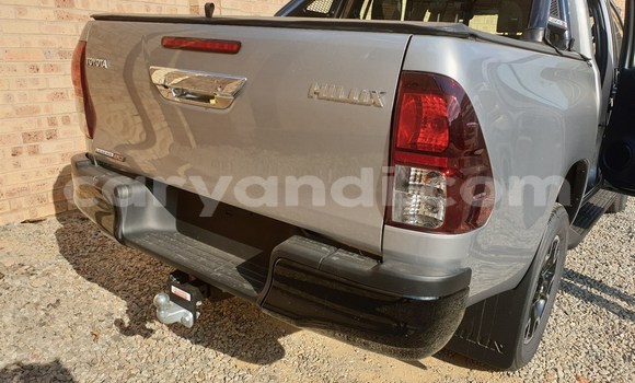 Nunua Ilio tumika Toyota Hilux Nyingine Gari ndani ya Livingstone nchini Zambia Nunua Ilio tumika Toyota Hilux Nyingine Gari ndani ya Livingstone nchini Zambia