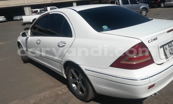Tenga Tsaru Mercedes‒Benz C–Class Chena Mota in Lusaka in Zambia Tenga Tsaru Mercedes‒Benz C–Class Chena Mota in Lusaka in Zambia