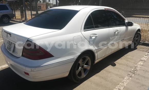 Tenga Tsaru Mercedes‒Benz C–Class Chena Mota in Lusaka in Zambia Tenga Tsaru Mercedes‒Benz C–Class Chena Mota in Lusaka in Zambia