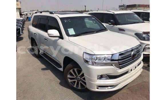 Buy Import Toyota Land Cruiser White Car in Import - Dubai in Zambia Buy Import Toyota Land Cruiser White Car in Import - Dubai in Zambia