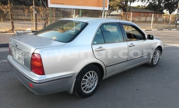 Acheter Occasion Voiture Toyota Progress Gris à Lusaka, Zambie Acheter Occasion Voiture Toyota Progress Gris à Lusaka, Zambie