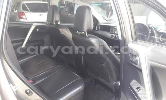 Acheter Occasion Voiture Toyota RAV4 Marron à Livingstone, Zambie Acheter Occasion Voiture Toyota RAV4 Marron à Livingstone, Zambie