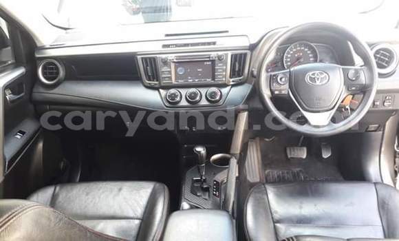 Acheter Occasion Voiture Toyota RAV4 Marron à Livingstone, Zambie Acheter Occasion Voiture Toyota RAV4 Marron à Livingstone, Zambie