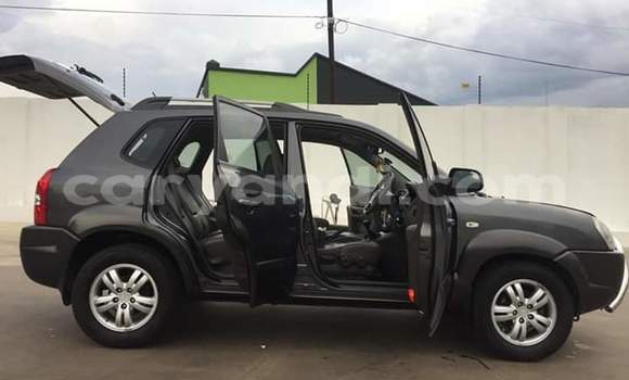 Tenga Tsaru Hyundai Tucson Nhema Mota in Livingstone in Zambia Tenga Tsaru Hyundai Tucson Nhema Mota in Livingstone in Zambia