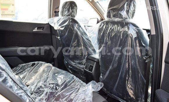 Nunua Imported Hyundai Creta Beige Gari ndani ya Import - Dubai nchini Zambia Nunua Imported Hyundai Creta Beige Gari ndani ya Import - Dubai nchini Zambia