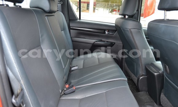 Tenga Tsaru Toyota Hilux Zvimwe Mota in Livingstone in Zambia Tenga Tsaru Toyota Hilux Zvimwe Mota in Livingstone in Zambia