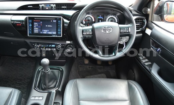 Tenga Tsaru Toyota Hilux Zvimwe Mota in Livingstone in Zambia Tenga Tsaru Toyota Hilux Zvimwe Mota in Livingstone in Zambia