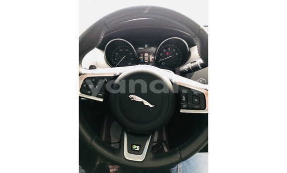 Nunua Imported Jaguar XE Nyekundu Gari ndani ya Import - Dubai nchini Zambia Nunua Imported Jaguar XE Nyekundu Gari ndani ya Import - Dubai nchini Zambia