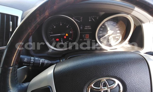 Acheter Occasion Voiture Toyota Land Cruiser Rouge à Lusaka, Zambie Acheter Occasion Voiture Toyota Land Cruiser Rouge à Lusaka, Zambie