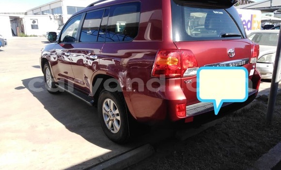 Acheter Occasion Voiture Toyota Land Cruiser Rouge à Lusaka, Zambie Acheter Occasion Voiture Toyota Land Cruiser Rouge à Lusaka, Zambie
