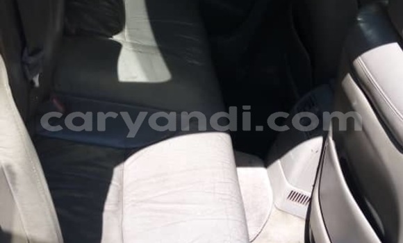 Buy Used Lexus ES 300 White Car in Lusaka in Zambia Buy Used Lexus ES 300 White Car in Lusaka in Zambia