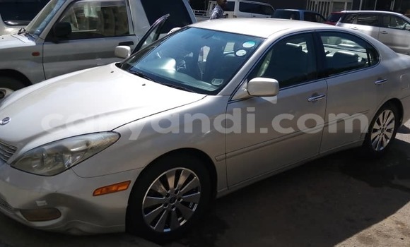 Buy Used Lexus ES 300 White Car in Lusaka in Zambia Buy Used Lexus ES 300 White Car in Lusaka in Zambia