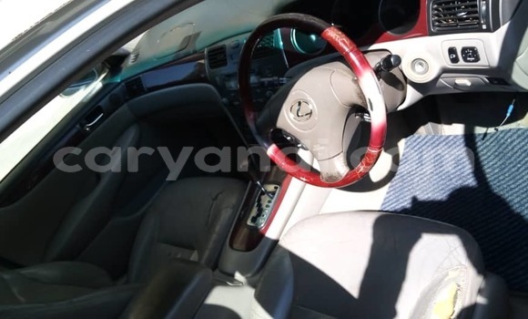 Buy Used Lexus ES 300 White Car in Lusaka in Zambia Buy Used Lexus ES 300 White Car in Lusaka in Zambia